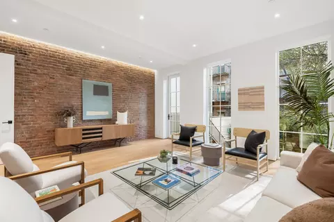 313 E 6th St #GARDEN, New York, NY 10003
