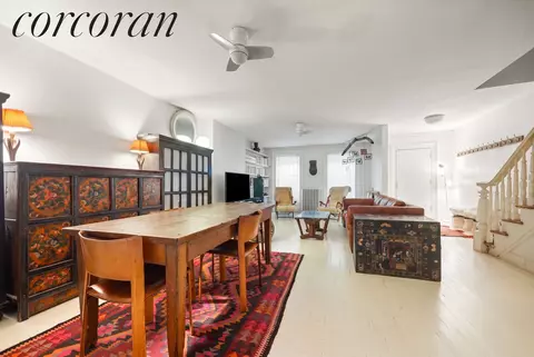 88 Pulaski St, Brooklyn, NY 11206
