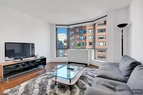 300 E 64th St #14B, New York, NY 10065