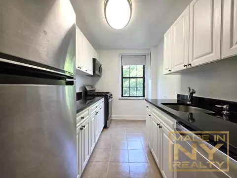 51-01 39th Ave #F52, Sunnyside, NY 11104