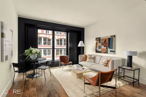 155 W 18th St #502, New York, NY 10011