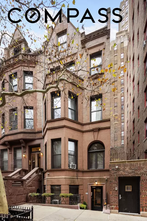322 W 104th St, New York, NY 10025