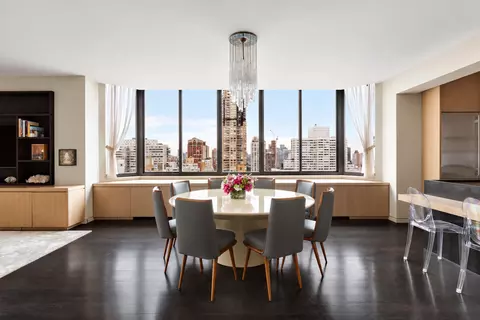 200 E 65th St #25N, New York, NY 10065
