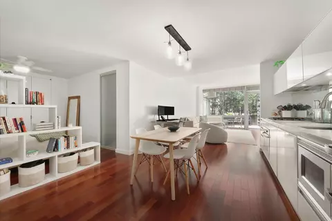 425 E 13th St #GARDEN-B, New York, NY 10009