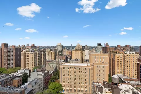 100 W 93rd St #21D, New York, NY 10025
