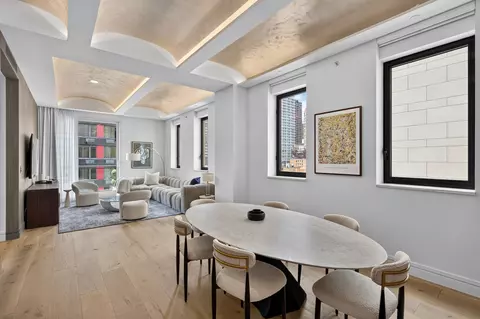 305 E 61st St #702, New York, NY 10065