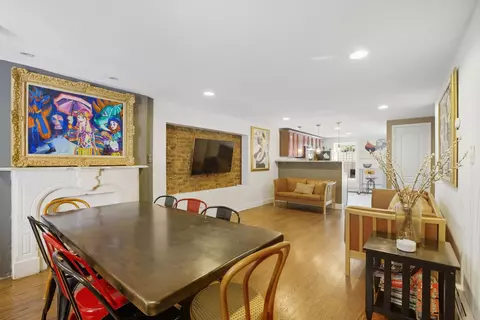 10 Roosevelt Pl, Brooklyn, NY 11233