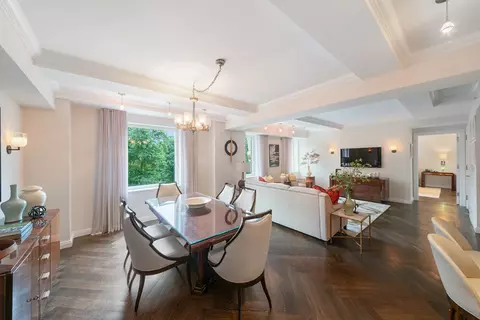 160 Central Park S #407, New York, NY 10019