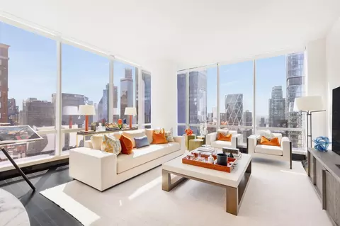 157 W 57th St #45B, New York, NY 10019