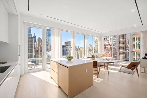 200 E 59th St #7A, New York, NY 10022