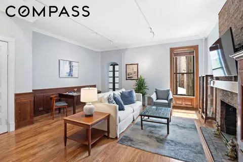 6 W 71st St #3B, New York, NY 10023