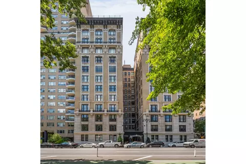 88 Central Park W #4S, New York, NY 10023