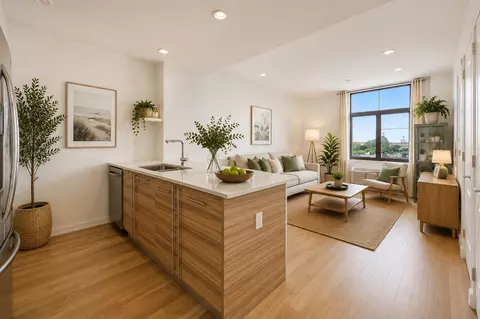 23-11 21st Ave #C3, Astoria, NY 11105