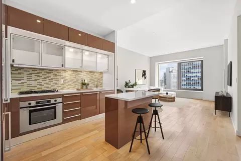 75 Wall St #32N, New York, NY 10005