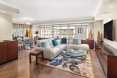 200 E 57th St #17G, New York, NY 10022