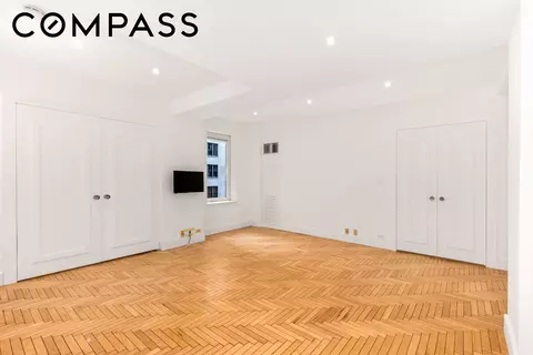 106 Central Park S #9J, New York, NY 10019