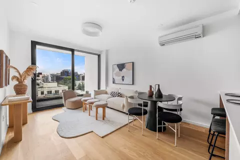 14-35 Broadway #5A, New York City, NY 11106