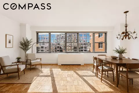 360 E 72nd St #B1601, New York, NY 10021