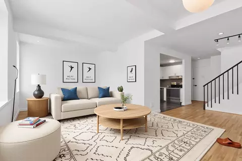 30 E 76th St #10C, New York, NY 10021