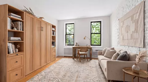 513 E 5th St #2A, New York, NY 10009