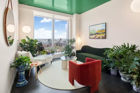 252 South St #39F, New York, NY 10002