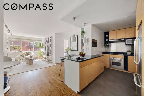101 W 12th St #5LM, New York, NY 10011