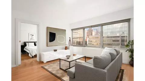 118 E 60th St #19F, New York, NY 10022