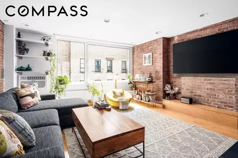 23 E 10th St #407, New York, NY 10003