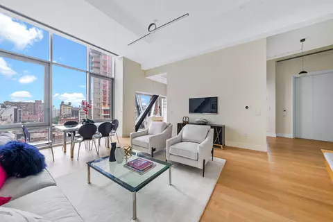52 E 4th St #10, New York, NY 10003