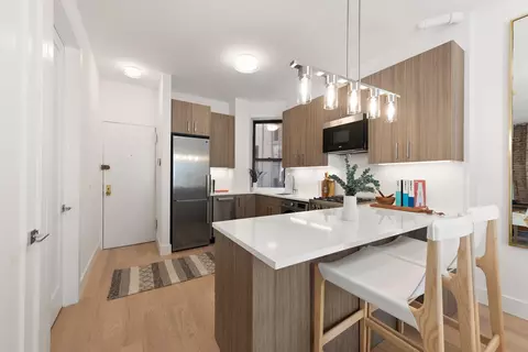 80 Charles St #3-R, New York, NY 10014