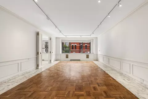 650 Park Ave #4D, New York, NY 10065