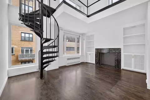 61 E 77th St #PH-9 / 10D, New York, NY 10075