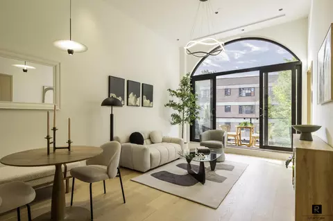 100 Scholes St #3-A, Brooklyn, NY 11206