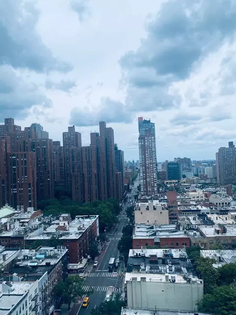 301 E 87th St #21A, New York, NY 10128