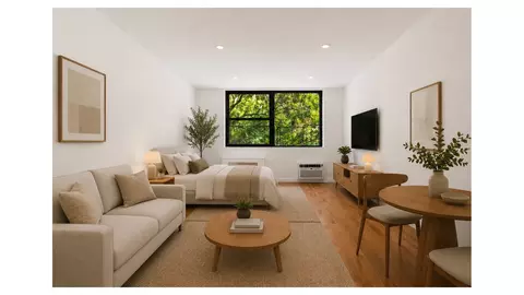 212 E 77th St #4D, New York, NY 10075