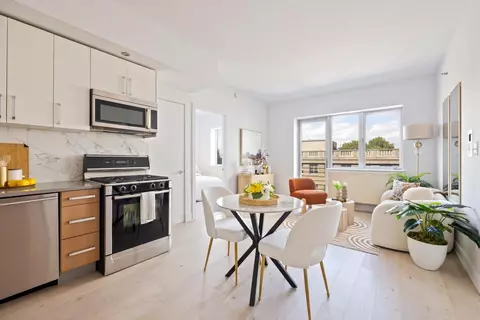 100 Maspeth Ave #4F, Brooklyn, NY 11211