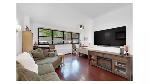 180 W End Ave #1N, New York, NY 10023