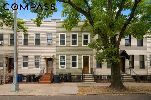 10 St Johns Rd, New York City, NY 11385