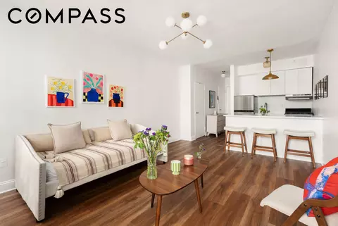 321 E 71st St #5E, New York, NY 10021