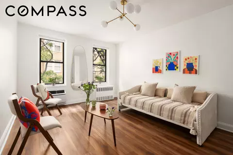 321 E 71st St #5E, New York, NY 10021