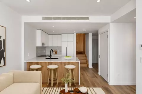74 Diamond St #4B, Brooklyn, NY 11222