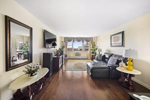 1655 Flatbush Ave #A1806, Brooklyn, NY 11210