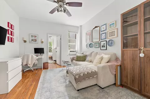 521 E 81st St #3D, New York, NY 10028