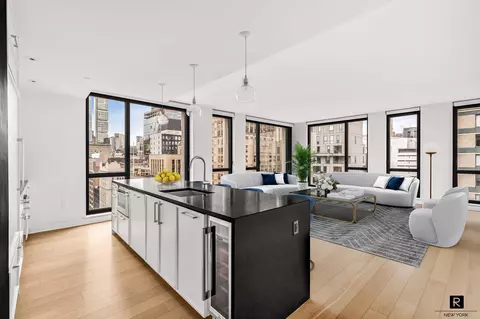 160 E 22nd St #18-A, New York, NY 10010