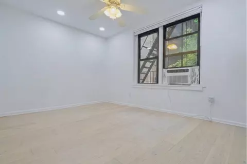 649 2nd Ave #2H, New York, NY 10016