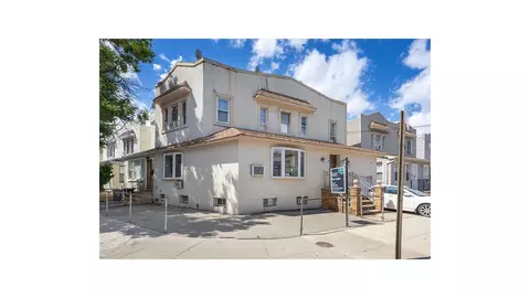 76-22 60th Ln, Glendale, NY 11385