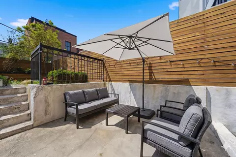 198 21st St #1-B, Brooklyn, NY 11232