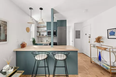 30 Monroe Pl #1D, Brooklyn, NY 11201