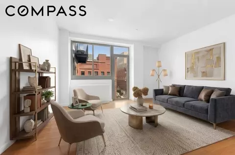 38 Delancey St #5A, New York, NY 10002