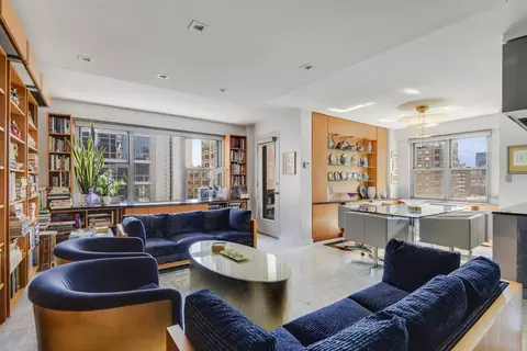 360 E 72nd St #B1409, New York, NY 10021